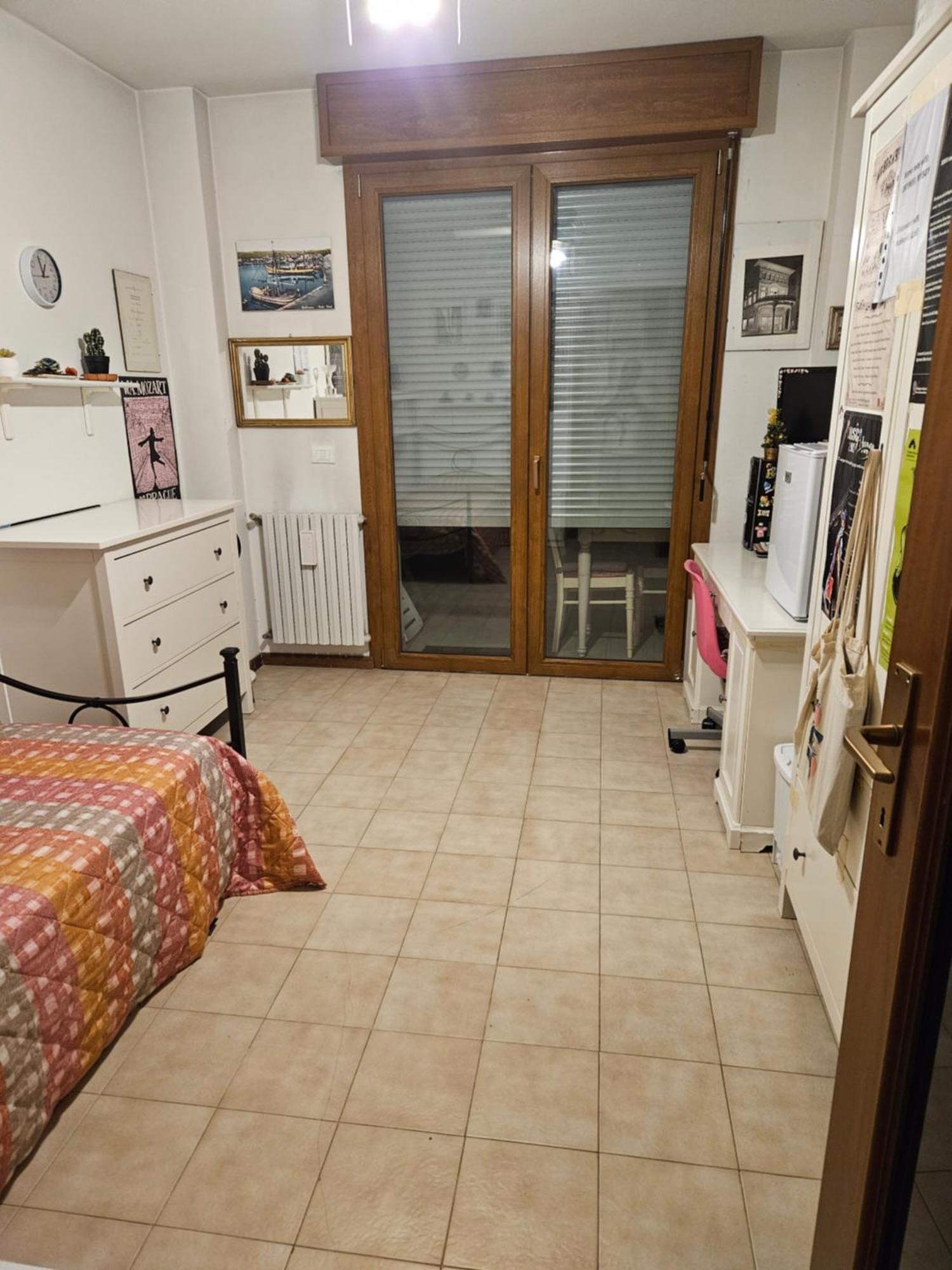 Stanza In Appartamento Privato Zona San Vitale بولونيا المظهر الخارجي الصورة