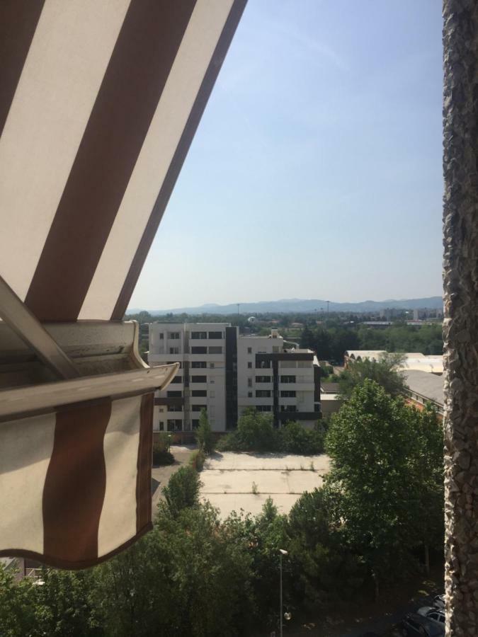 Stanza In Appartamento Privato Zona San Vitale بولونيا المظهر الخارجي الصورة